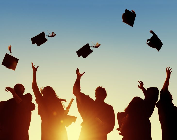 Uroczyste wręczenie dyplomów ukończenia studiów