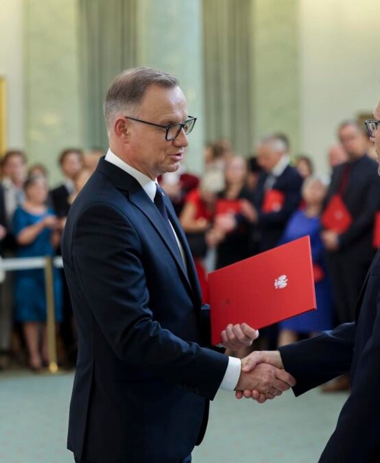 Serdecznie gratulujemy Profesorowi Bartoszowi Szelągowi zasłużonego wyróżnienia!