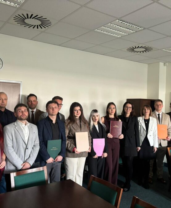 Czas obron prac dyplomowych…