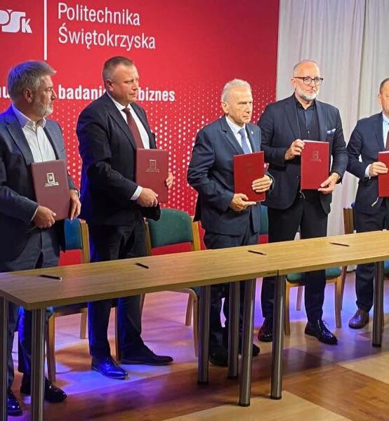 Politechnika Świętokrzyska, Instytut Geodezji i Kartografii, IBM Polska, Solutions for Technology (S4Tech) oraz Trimlogic łączą siły