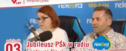 Kobieta i mężczyzna w studiu radiowym. Tytuł: "Jubileusz PŚk w radiu Festiwal Nauki i Dzień Dziecka".